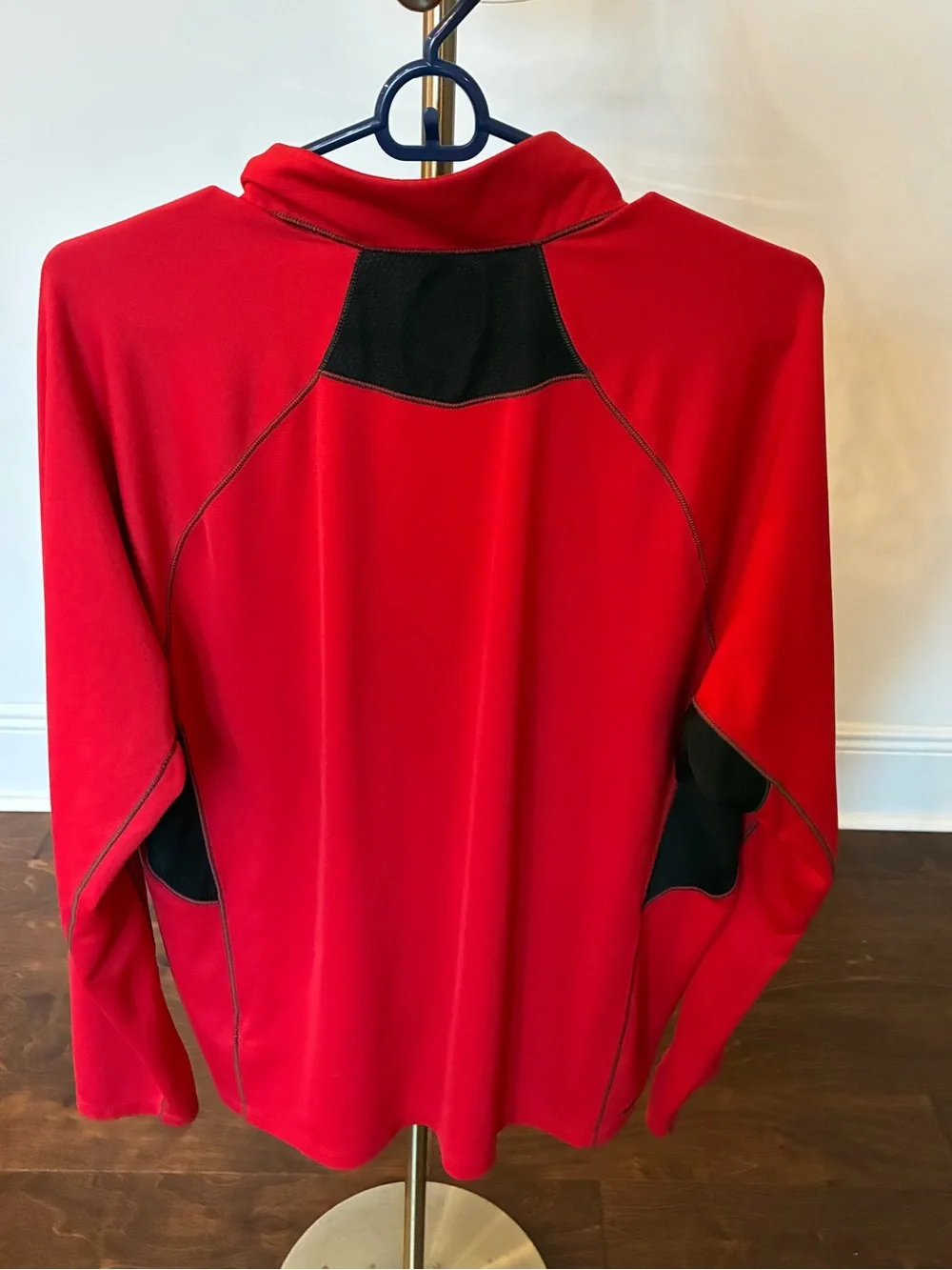 The North Face Men’s FlashDry Quarter Zip Pullover Red Black XL